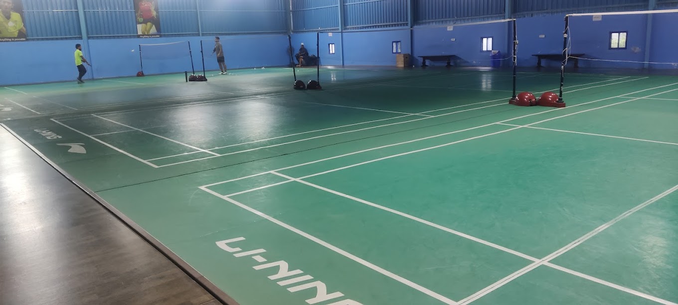 Read more about the article Elevate Your Game with Top Badminton Coaching Near Ramamurthy Nagar | Blue Caps Sports Arena